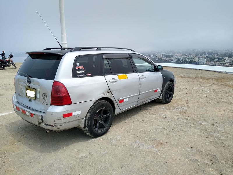 Toyota Corolla XLI • 2005 • 250,000 km 2