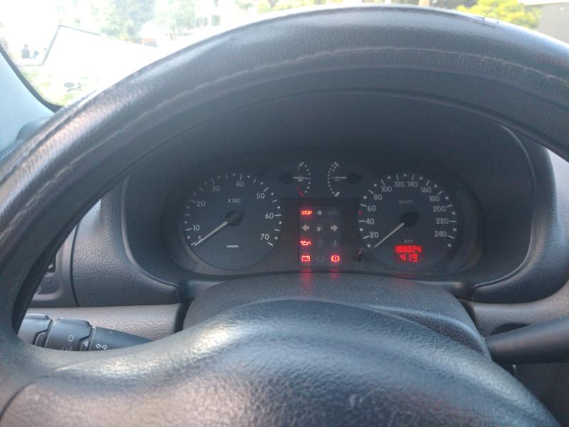 Renault Symbol • 2003 • 188,000 km 5