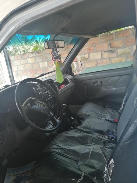 Chevrolet Luv • 2000 • 70,000 km 5