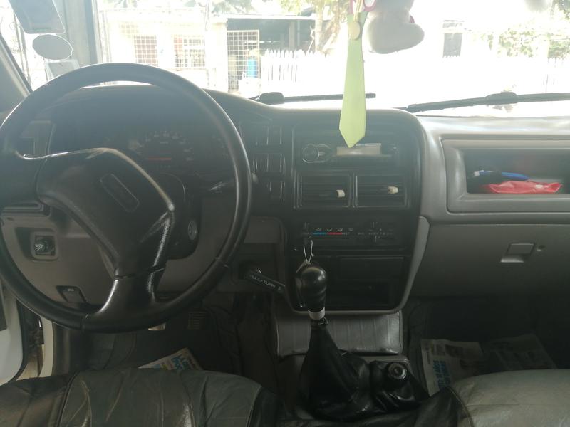 Chevrolet Luv • 2000 • 70,000 km 2