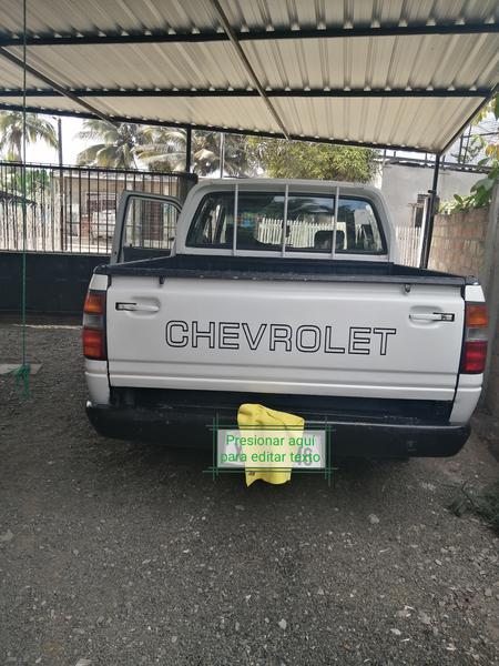 Chevrolet Luv • 2000 • 70,000 km 1