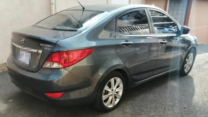 Hyundai Accent • 2012 • 100,000 km 2
