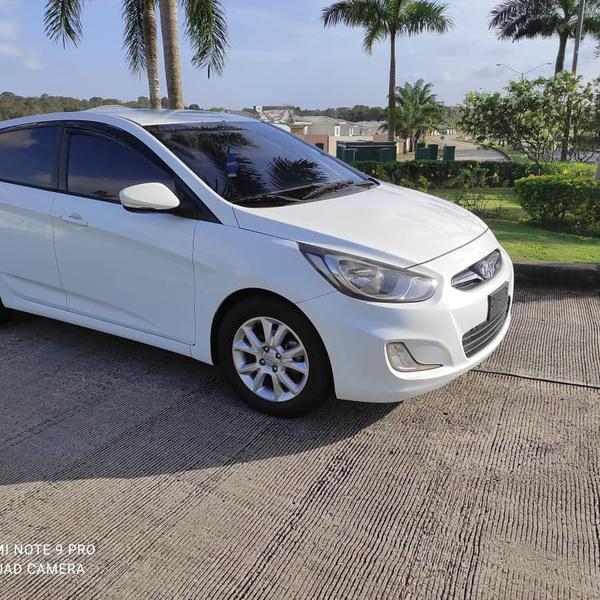 Hyundai Accent • 2014 • 133,000 km 6