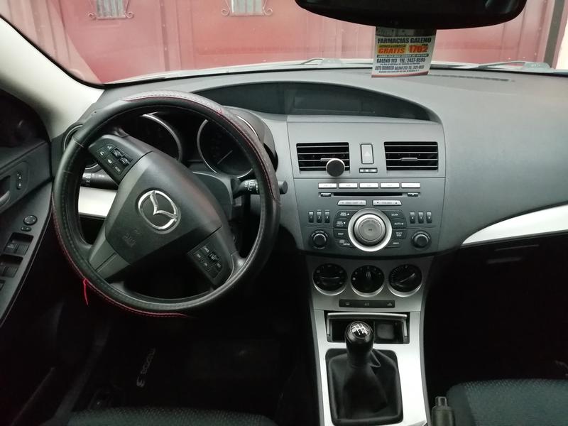 Mazda 3 • 2010 • 89,350 km 1