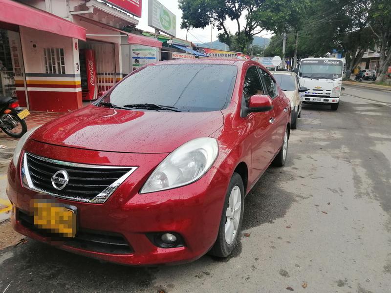 Nissan Versa • 2013 • 134,000 km 2