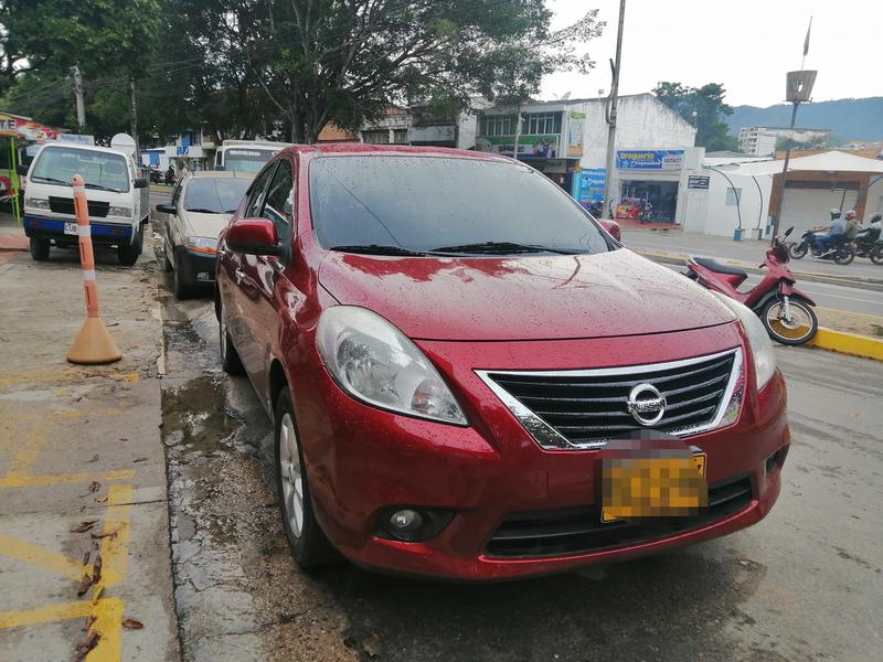 Nissan Versa • 2013 • 134,000 km 1