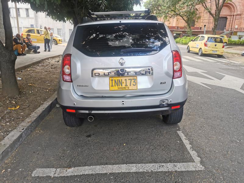 Renault  • 2016 • 56,000 km 3