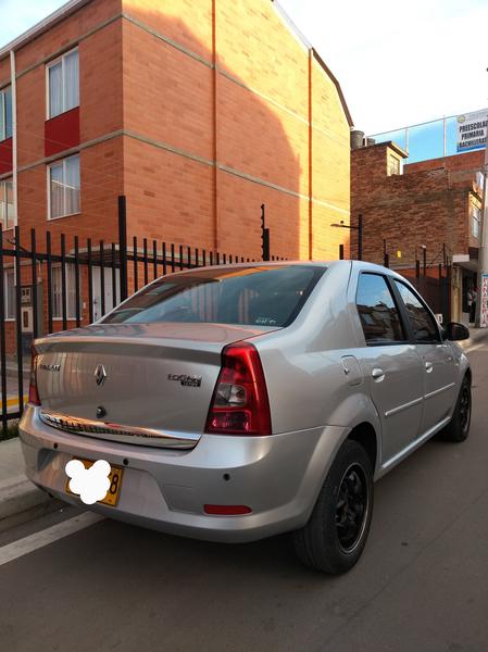 Renault Logan • 2013 • 156,000 km 6