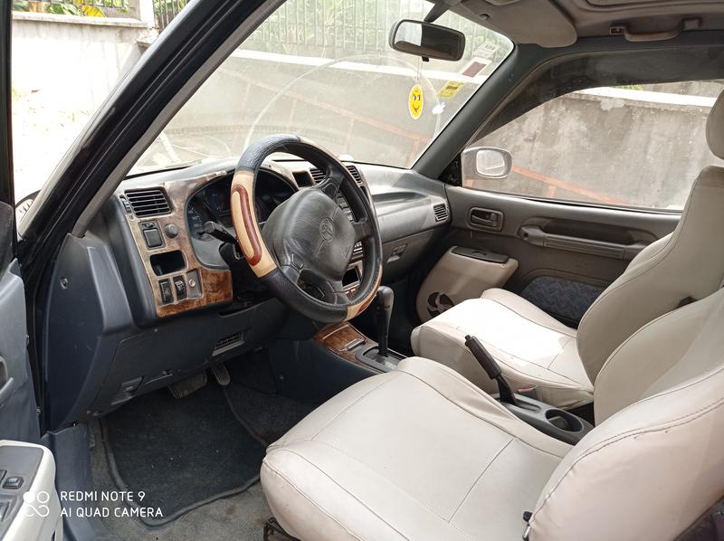 Toyota 4 Runner Limited • 1998 • 219,999 km 4