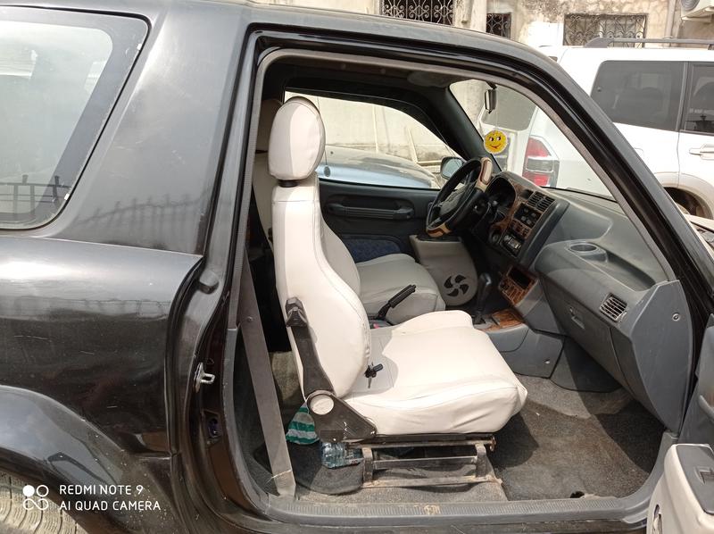 Toyota 4 Runner Limited • 1998 • 219,999 km 2