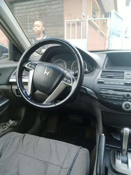 Honda Accord • 2008 • 104,000 km 5