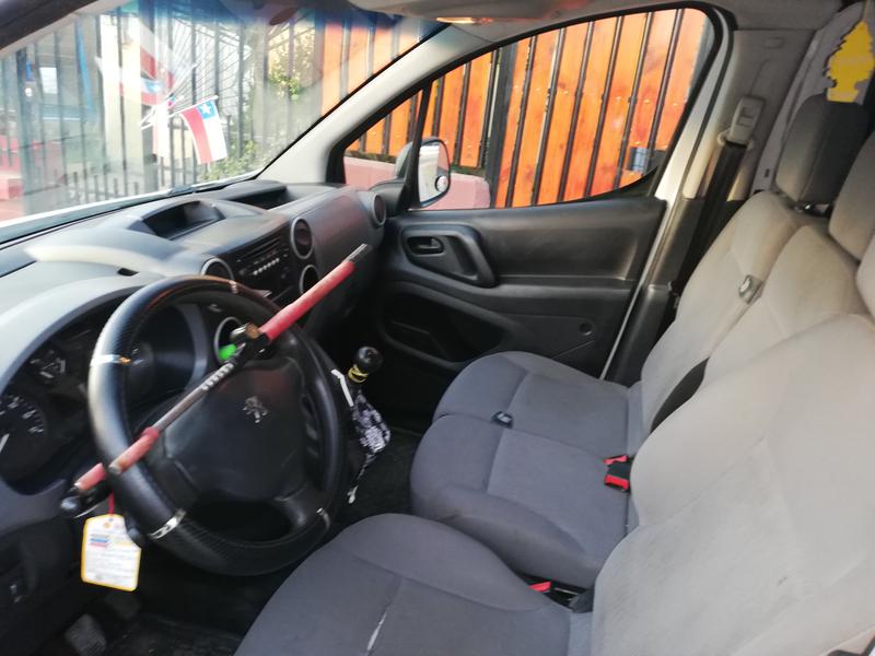 Peugeot 1007 • 2016 • 187 km 5