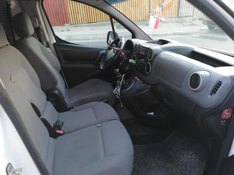 Peugeot 1007 • 2016 • 187 km 6