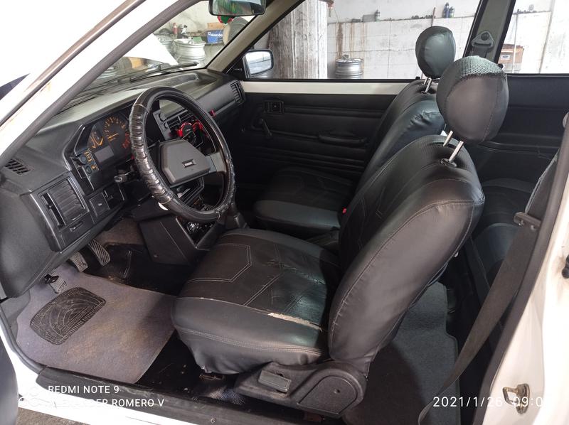 Mazda 323 Coupé • 1996 • 200,000 km 9