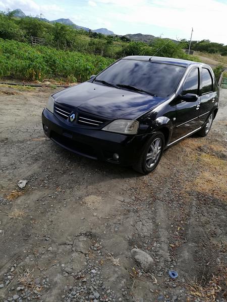 Renault Logan • 2010 • 150,000 km 1