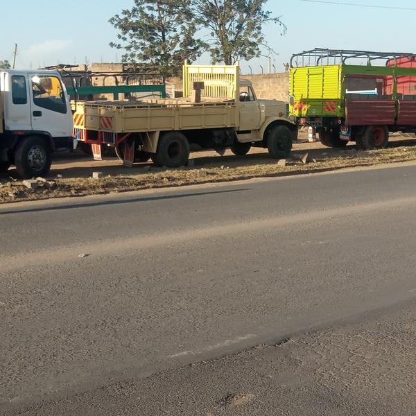 Isuzu MU-X • 1990 • 51,468 km 5