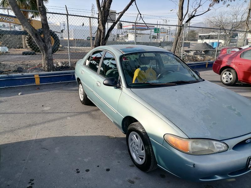 Ford Escort • 1997 • 172,709 km 5