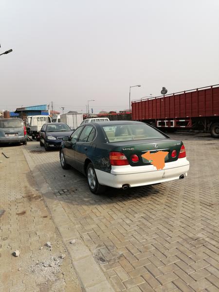 Lexus GS 300 • 2002 • 198,340 km 2