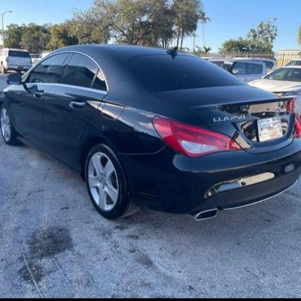 Mercedes-Benz CLA • 2015 • 200 km 3