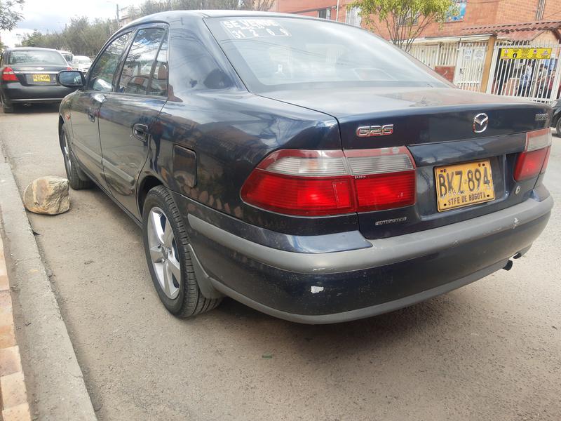 Mazda 626 • 2000 • 225,000 km 8