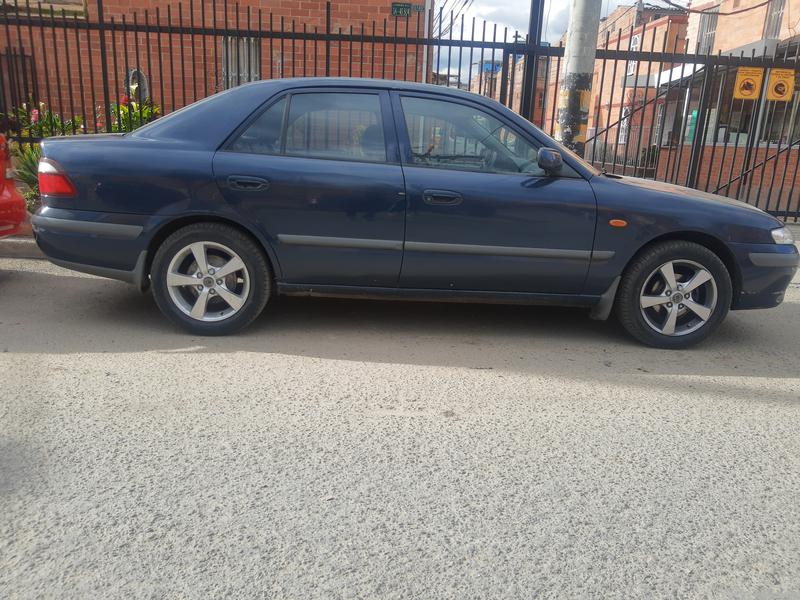 Mazda 626 • 2000 • 225,000 km 6