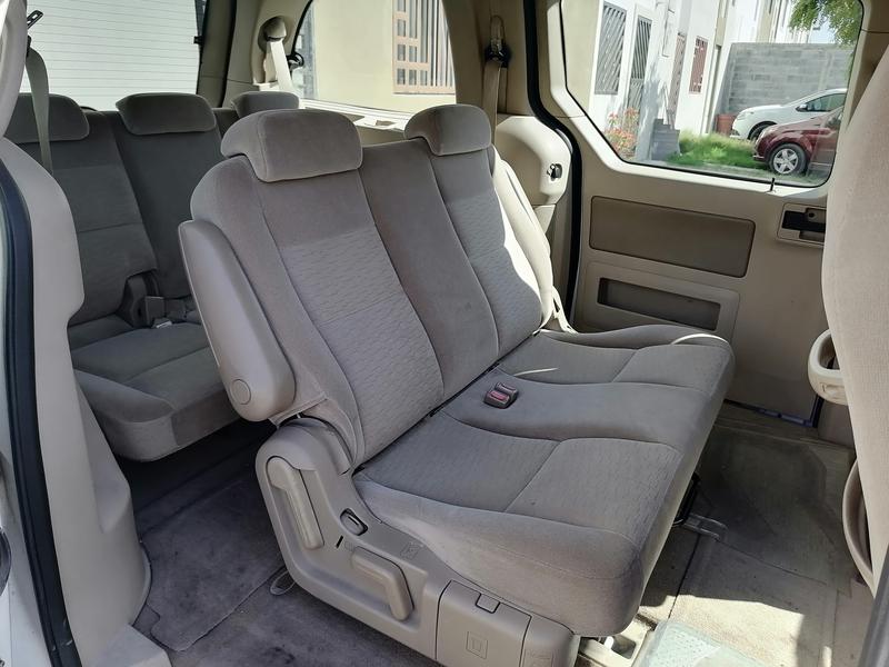 Ford Windstar • 2005 • 105,920 km 6