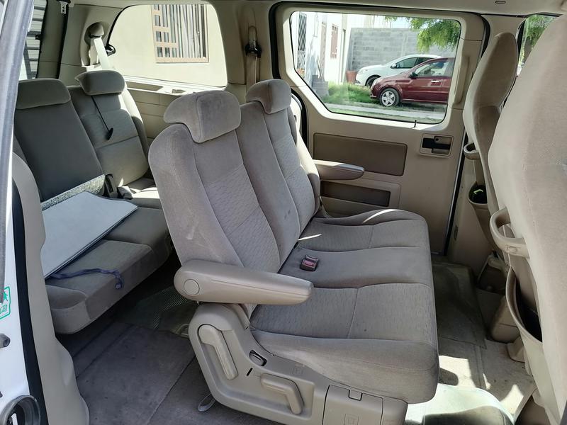 Ford Windstar • 2005 • 105,920 km 17