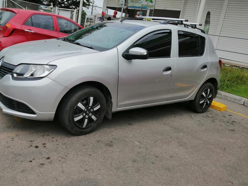 Renault  • 2019 • 13 km 4