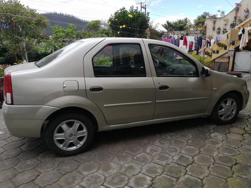 Renault Logan • 2010 • 505,600 km 2