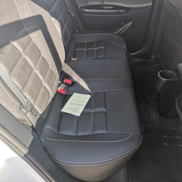 Toyota Yaris • 2015 • 32,000 km 5