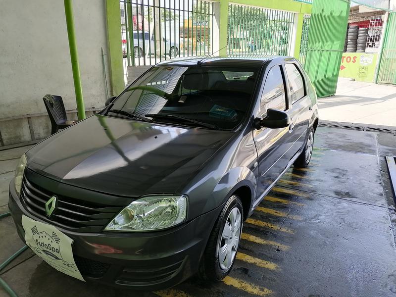 Renault Logan • 2013 • 94,500 km 5