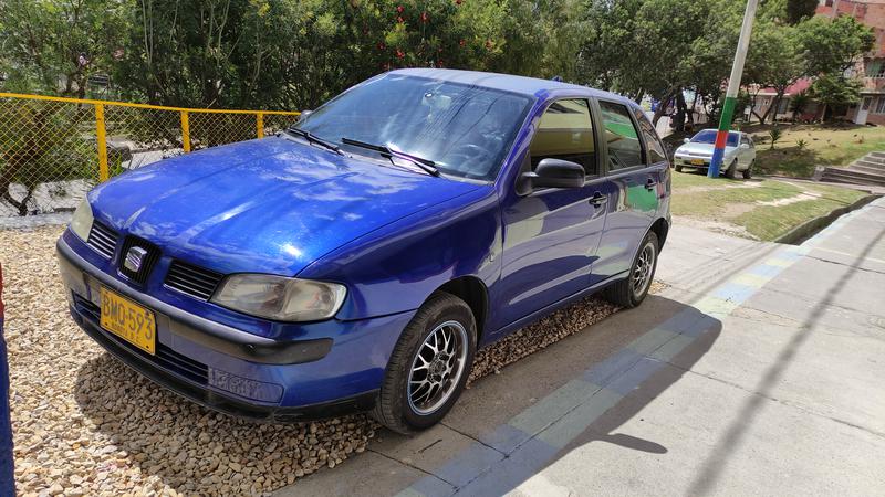 Seat Ibiza • 2002 • 212,000 km 1