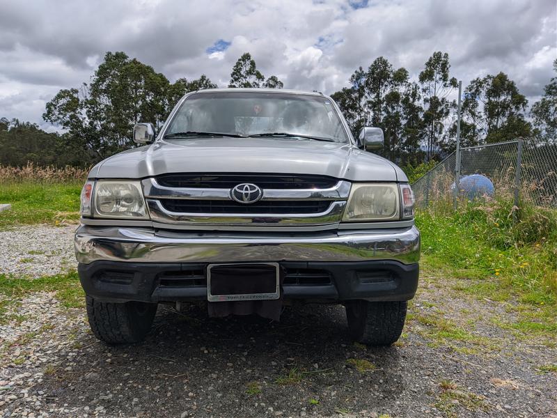Toyota Hilux • 2005 • 180,000 km 7
