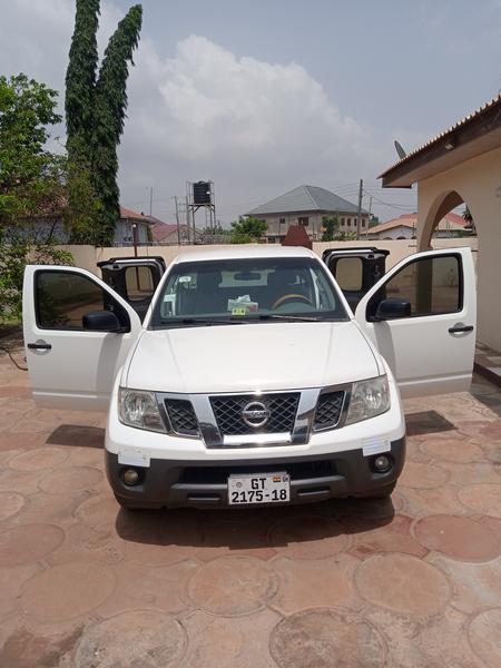Nissan Frontier • 2012 • 52,257 km 3