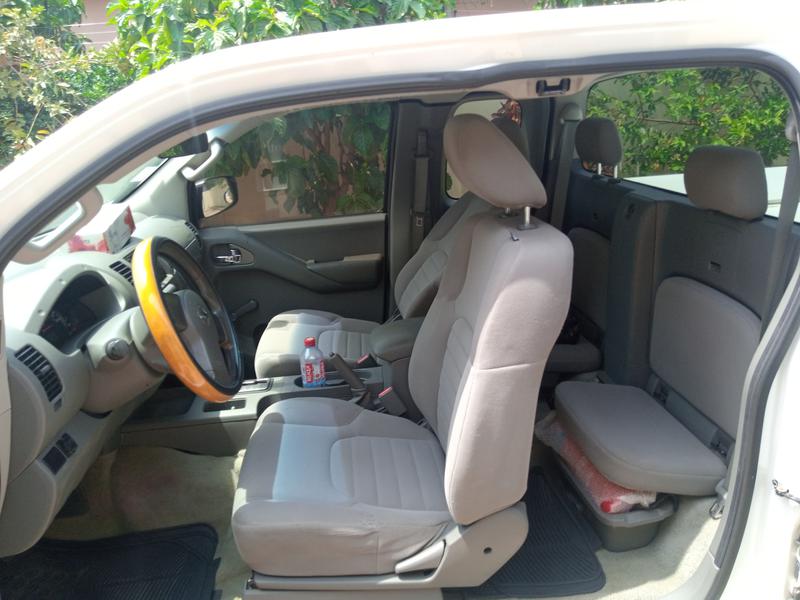 Nissan Frontier • 2012 • 52,257 km 4