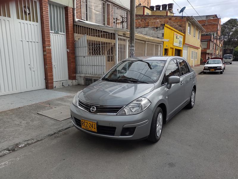 Nissan Tiida • 2011 • 93,000 km 1