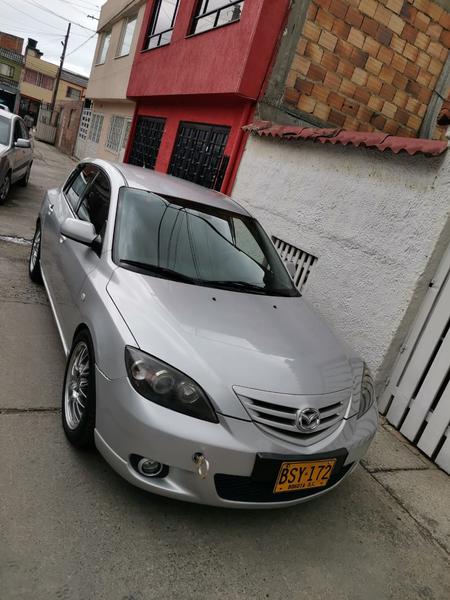 Mazda 3 • 2006 • 122,000 km 10
