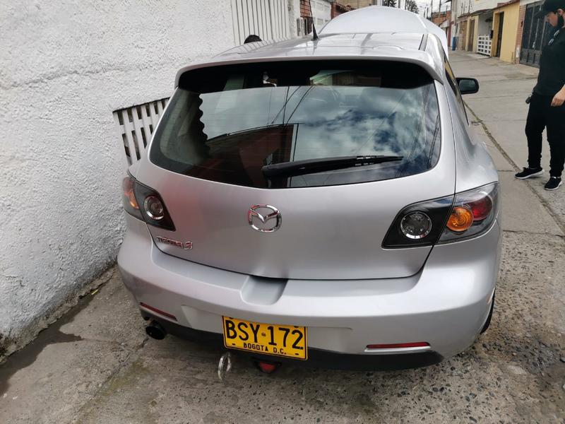 Mazda 3 • 2006 • 122,000 km 13