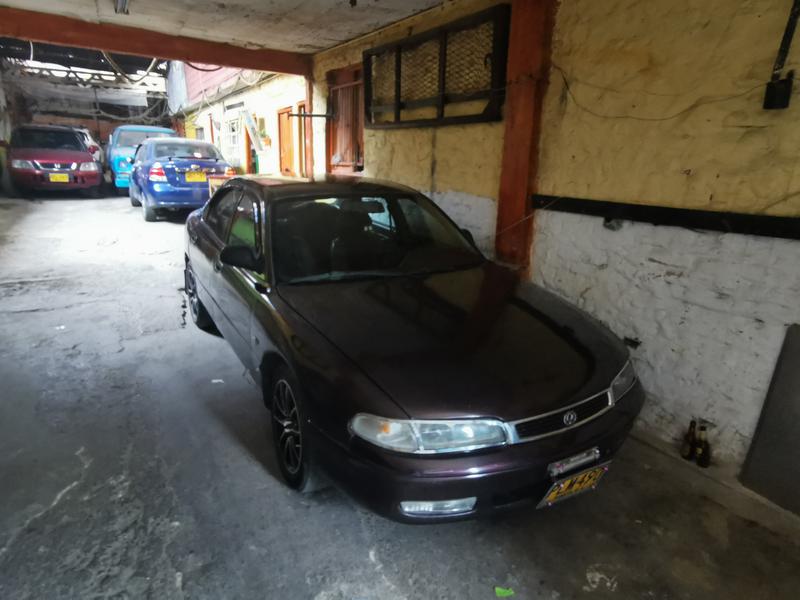 Mazda 323 • 1994 • 80,000 km 1