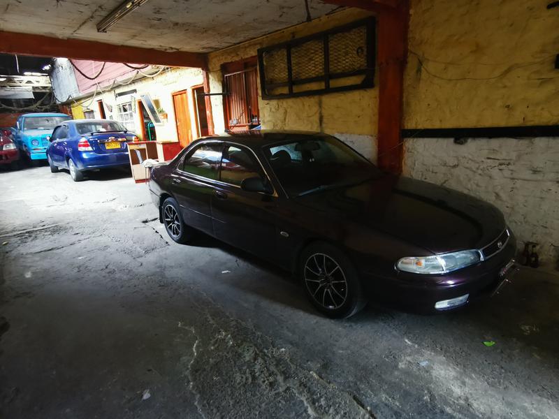 Mazda 323 • 1994 • 80,000 km 4