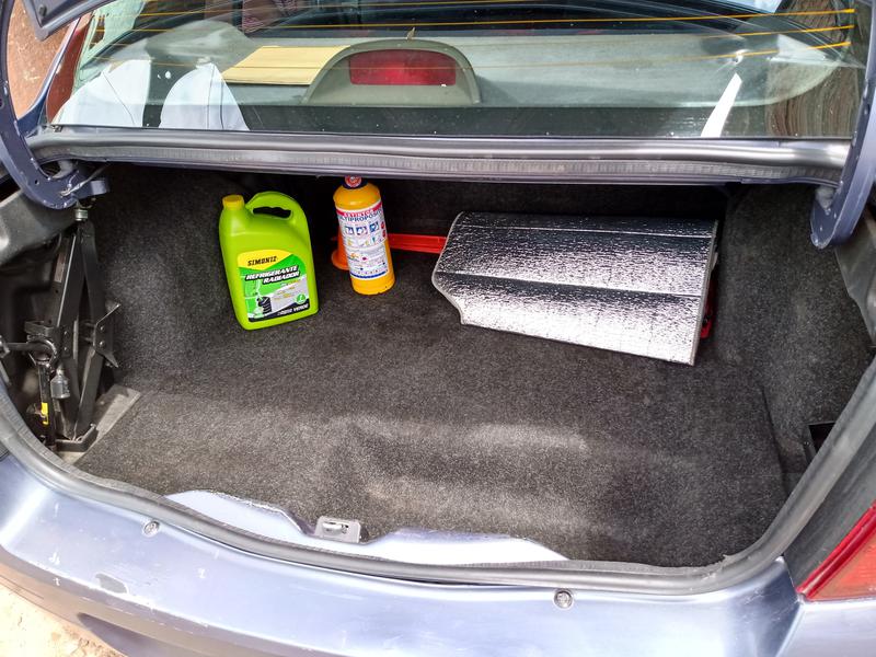 Renault Symbol • 2003 • 17,300 km 4