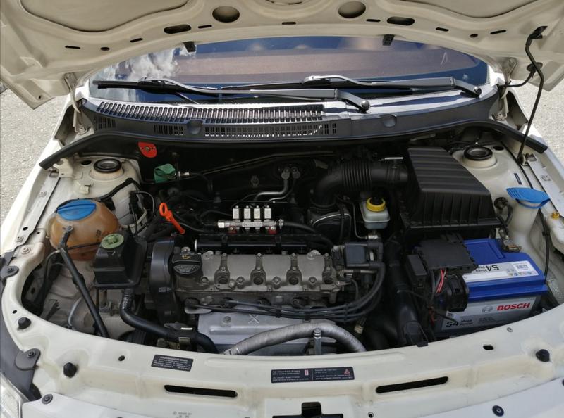 Volkswagen Gol • 2013 • 84,400 km 8