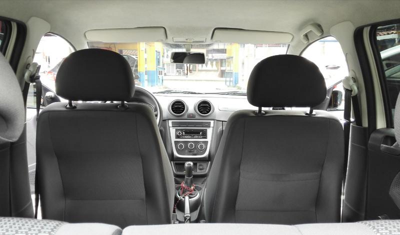 Volkswagen Gol • 2013 • 84,400 km 3