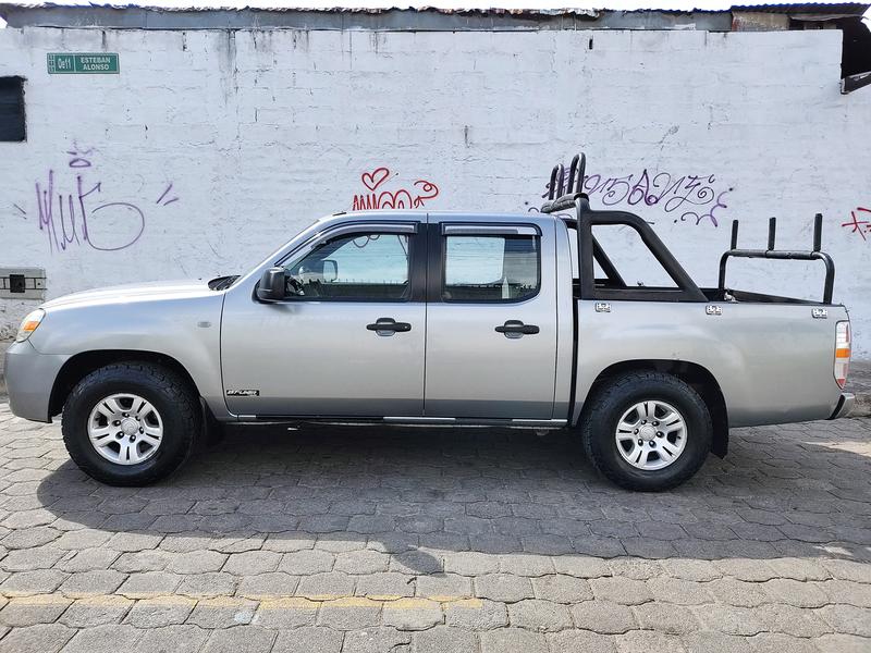 Mazda BT • 2016 • 150,000 km 1