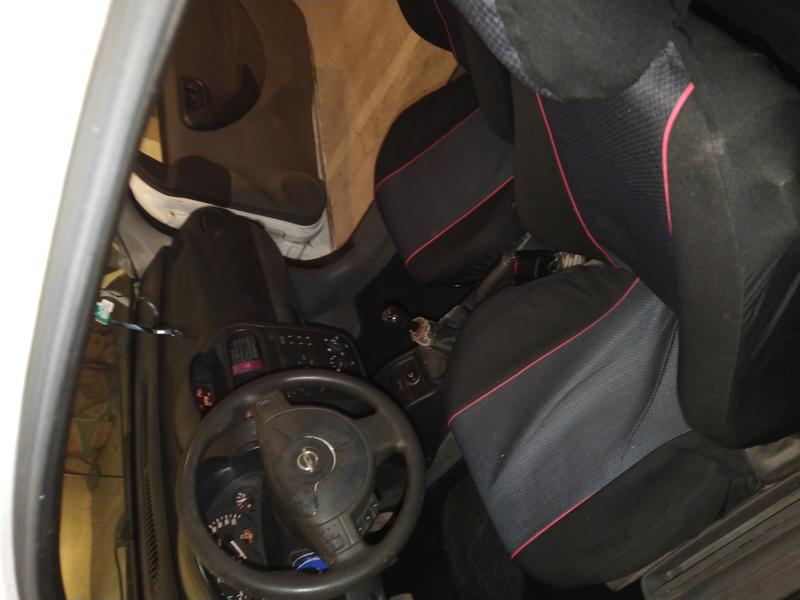 Opel Corsa • 2001 • 275,000 km 12