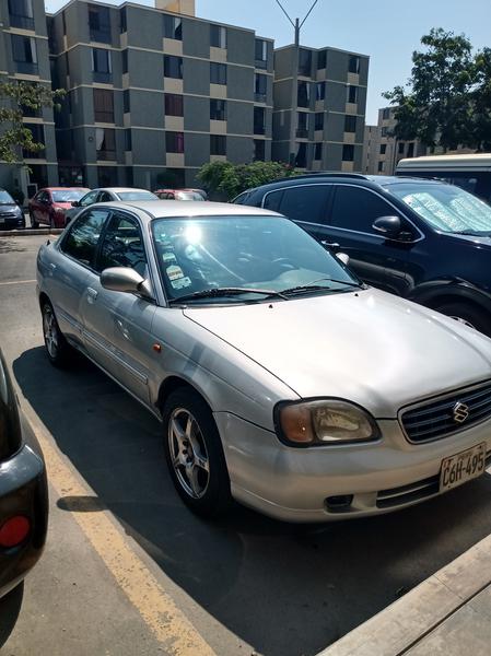 Suzuki Baleno • 2001 • 270 km 5