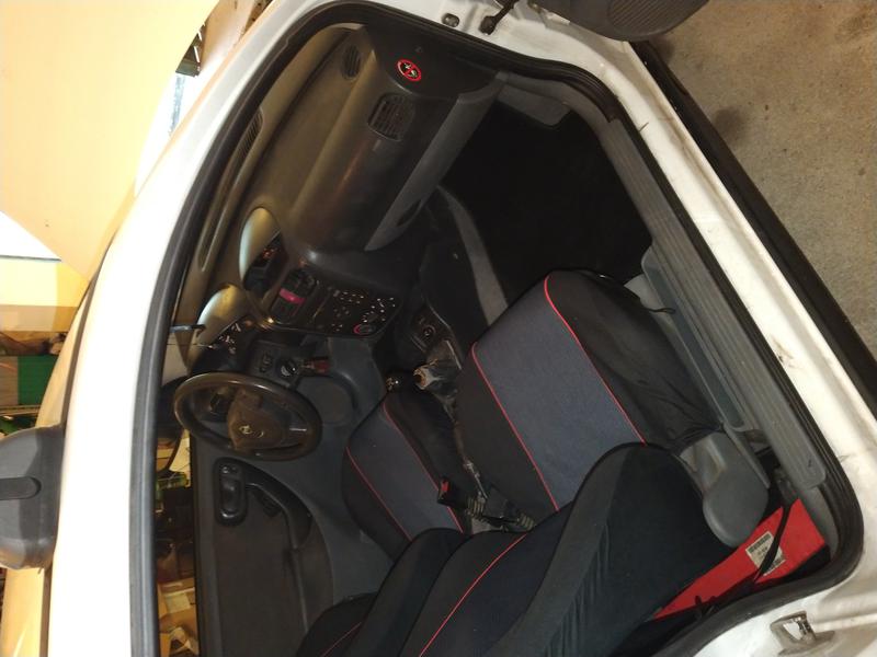 Opel Corsa • 2001 • 275,000 km 2