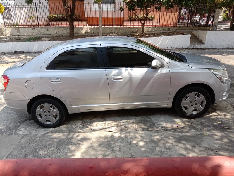 Chevrolet Cobalt • 2014 • 107,000 km 2
