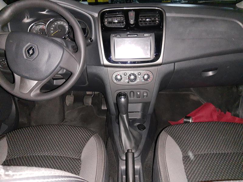 Renault Sandero • 2017 • 20,300 km 7