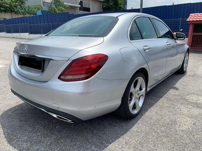 Mercedes-Benz C • 2016 • 82,000 km 3